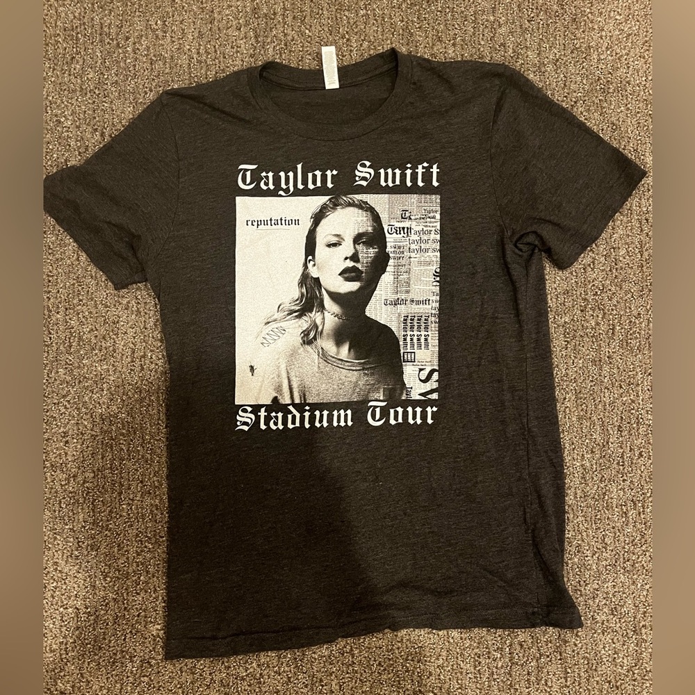 TAYLOR SWIFT REPUTATION TOUR TEE!!!